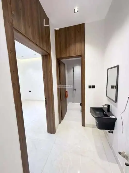 4 bedroom apartment in Al Bayan, Riyadh 8