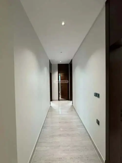 4 bedroom apartment in Mishrifah, Jeddah 4