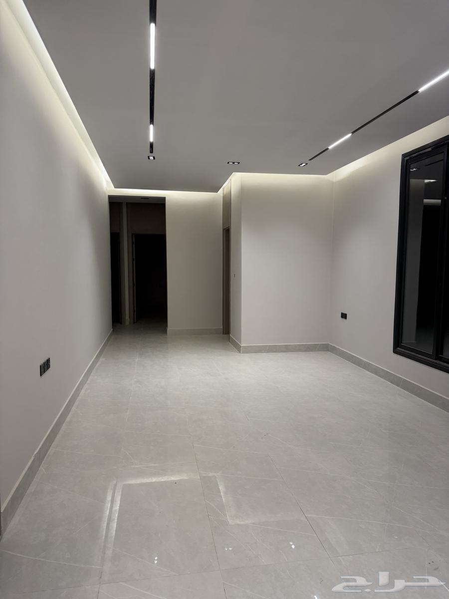 3 bedroom apartment in Al Janadriyah 7