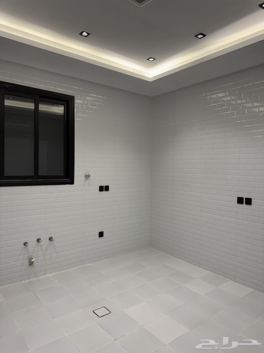 3 bedroom apartment in Al Janadriyah 8