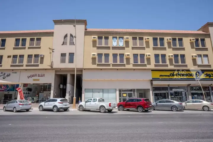 3 bedroom shop in Al Adamah, Eastern Province
