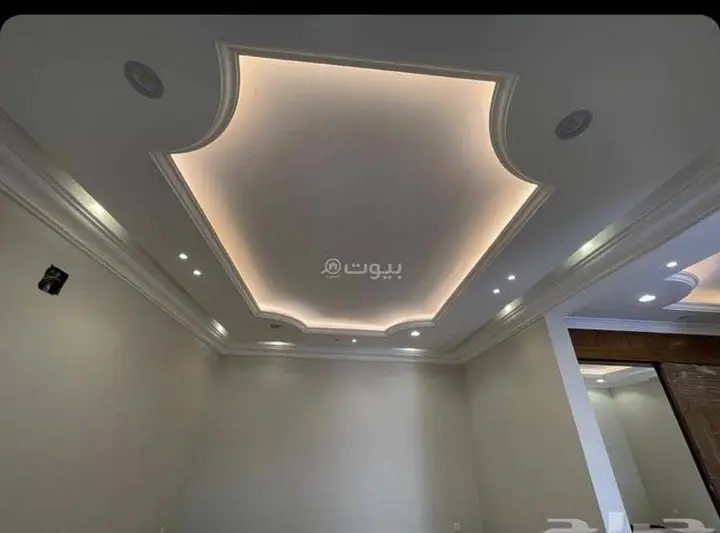 4 bedroom villa in Al Rabwa, Riyadh 7