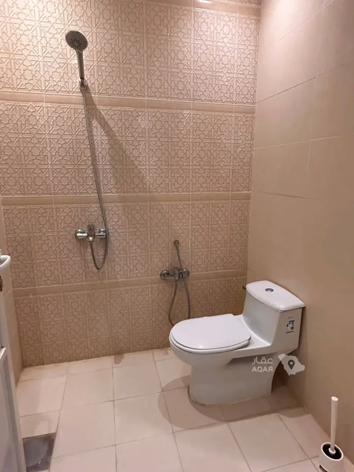 3 bedroom villa in Al Qairawan, Riyadh 6