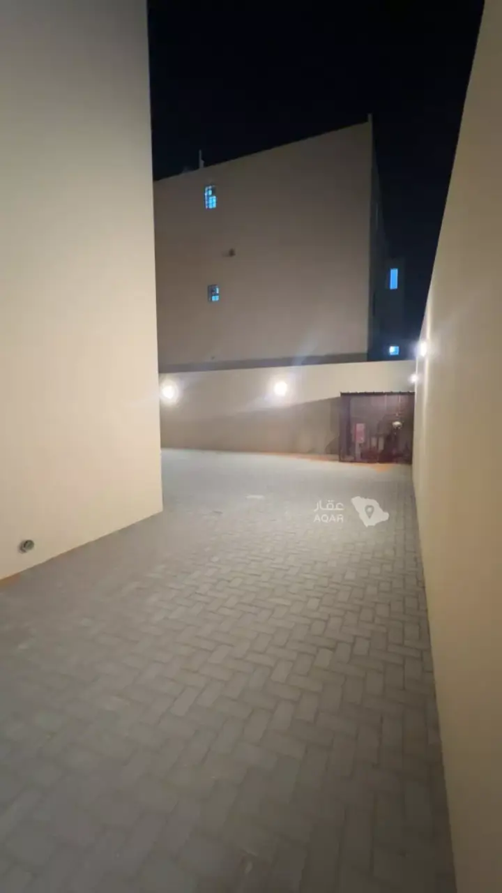 shop in Dhahrat Laban, Riyadh 4