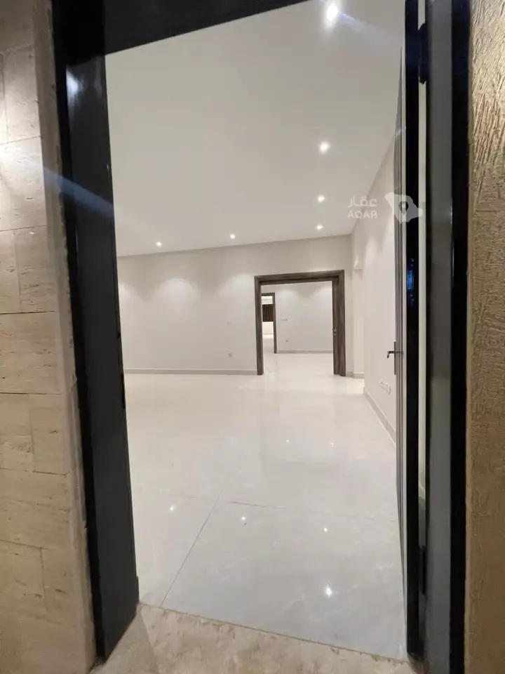 7 bedroom villa in Dhahrat Laban, Riyadh 8