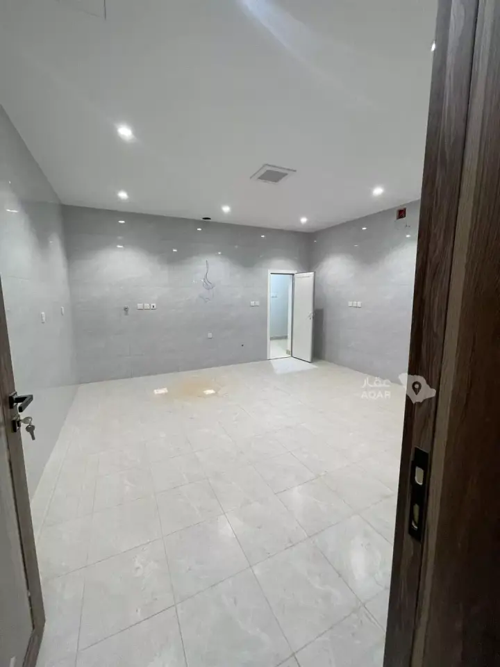 7 bedroom villa in Dhahrat Laban, Riyadh 12
