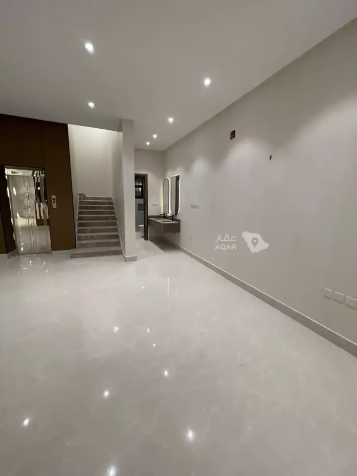 7 bedroom villa in Dhahrat Laban, Riyadh 16