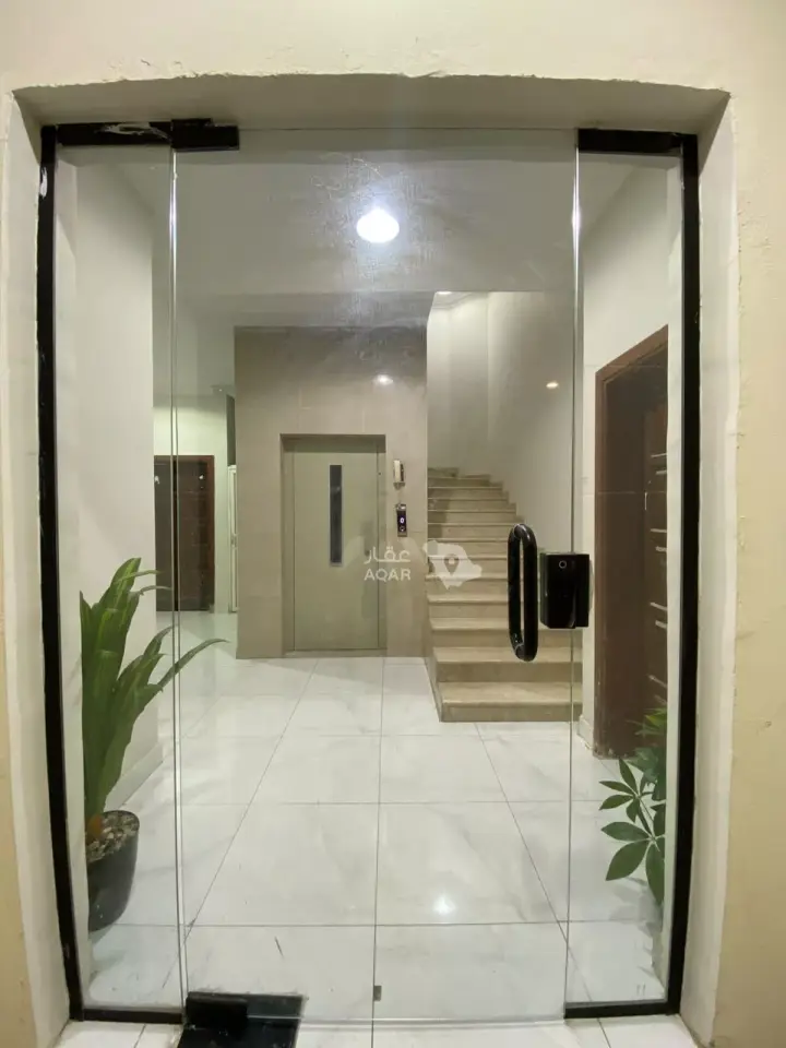 2 bedroom apartment in Al Wizarat, Riyadh 3