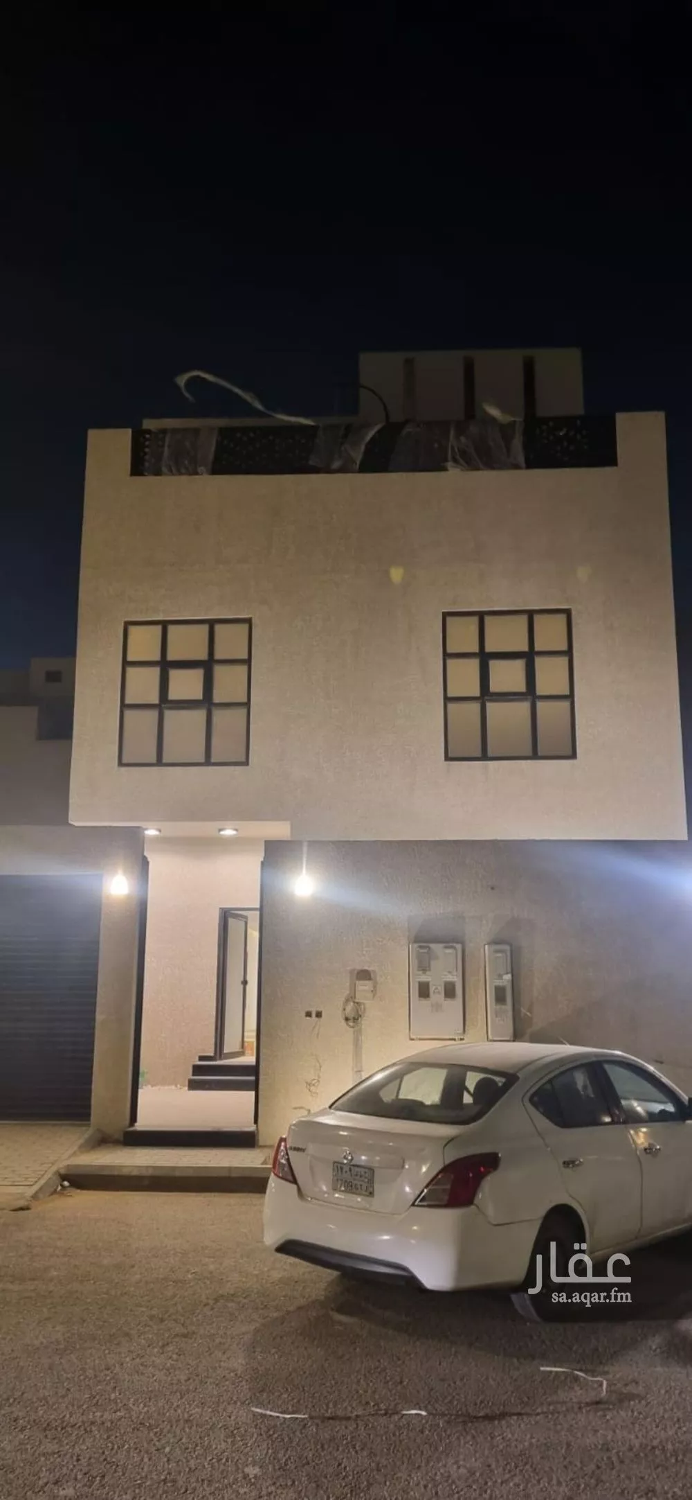 فيلا 5 غرف في العارض 4