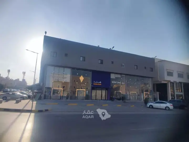 عقار 1 غرف في ظهرة لبن، الرياض