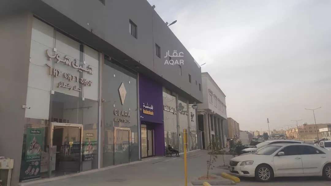 1 bedroom building in Dhahrat Laban, Riyadh 2