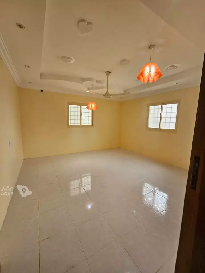 5 bedroom apartment in Al Rabwa, Abha 4