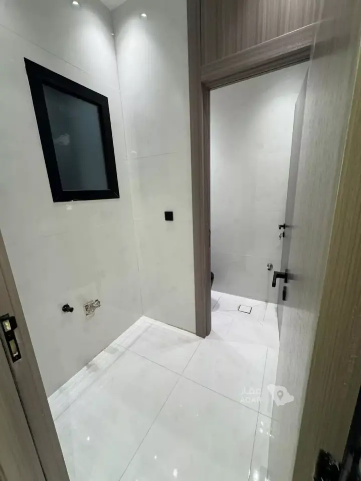 5 bedroom apartment in As Suways, Jazan 3
