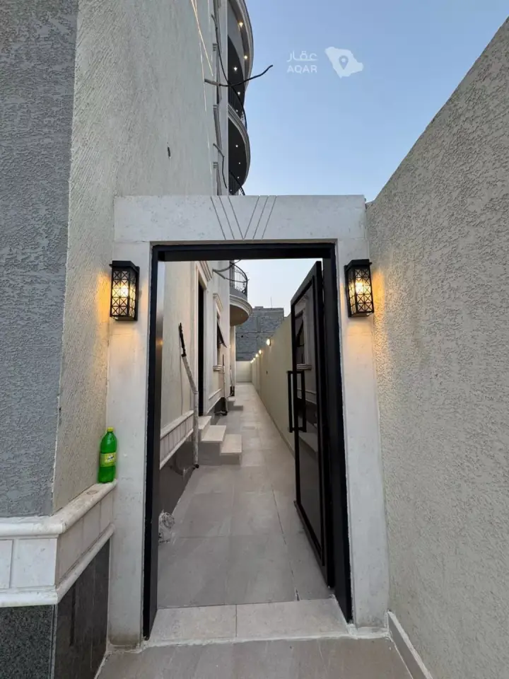 5 bedroom apartment in As Suways, Jazan 16