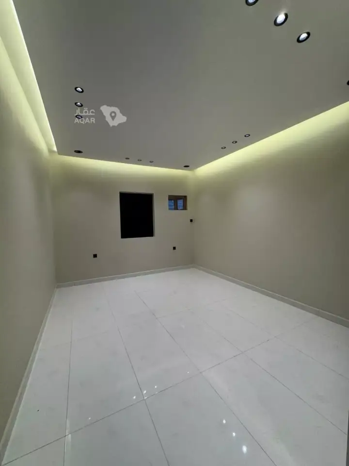 5 bedroom apartment in As Suways, Jazan 17