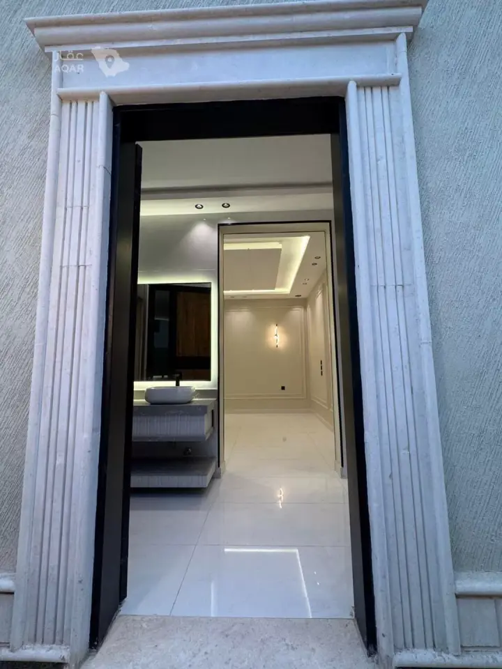 5 bedroom apartment in As Suways, Jazan 21