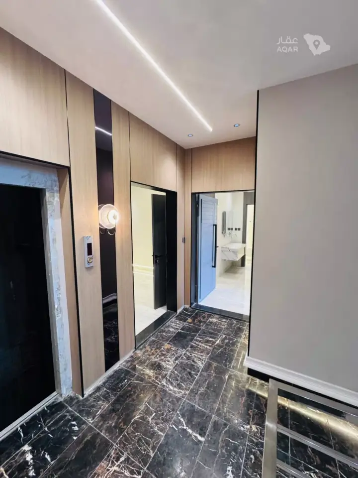 5 bedroom apartment in As Suways, Jazan 3