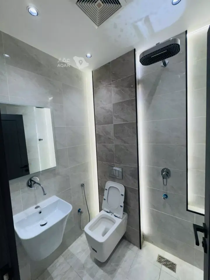 5 bedroom apartment in As Suways, Jazan 4