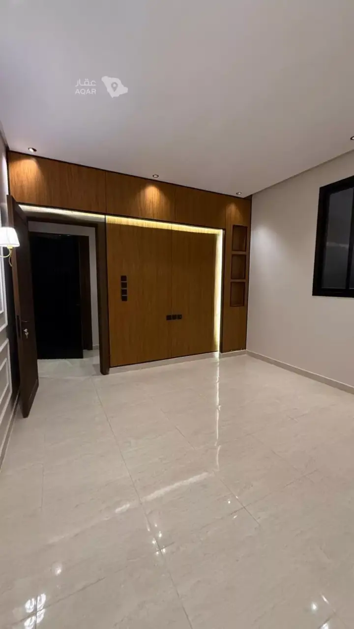 3 bedroom apartment in As Suways, Jazan 2