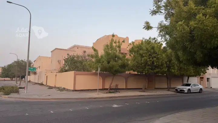فيلا 8 غرف في نجد، مدينة الجبيل الصناعية