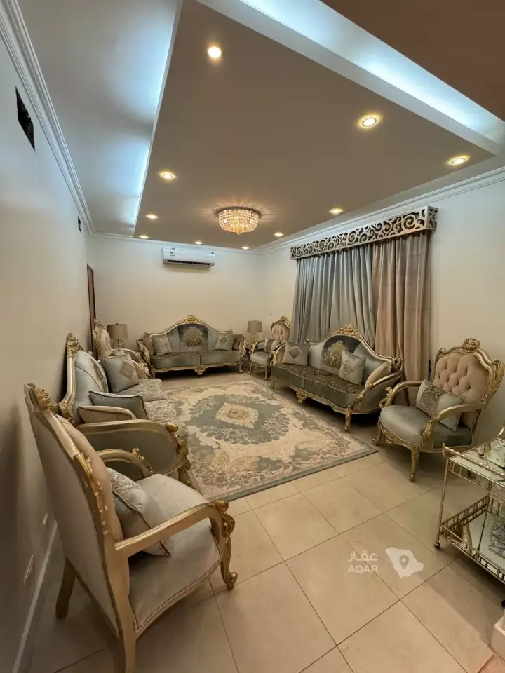 5 bedroom villa in Al Fayha, Eastern Province 5