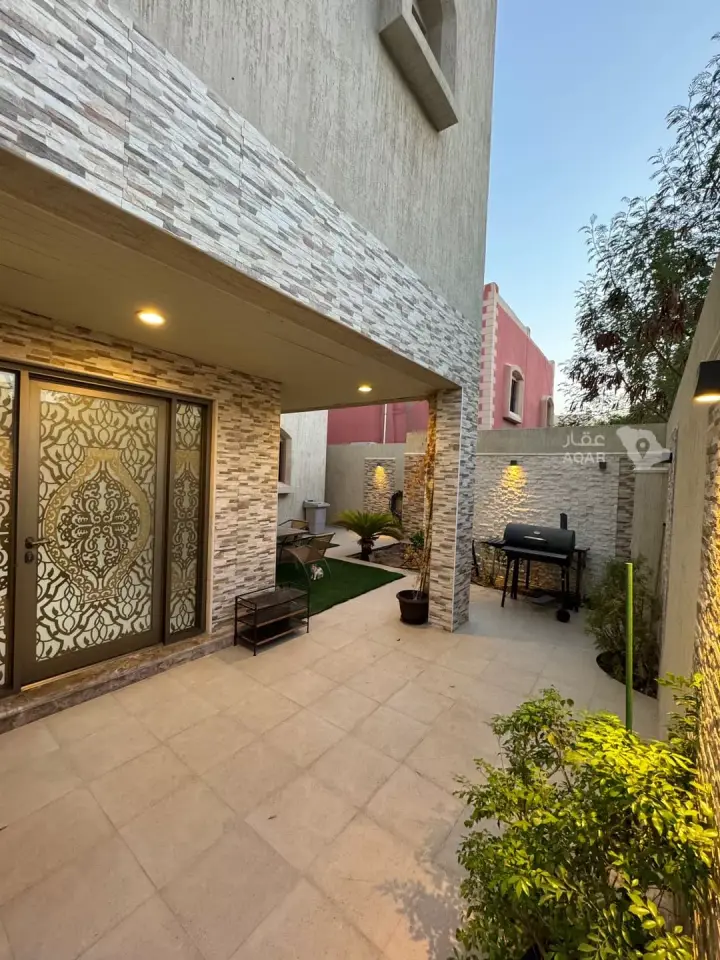 5 bedroom villa in Al Fayha, Eastern Province 3