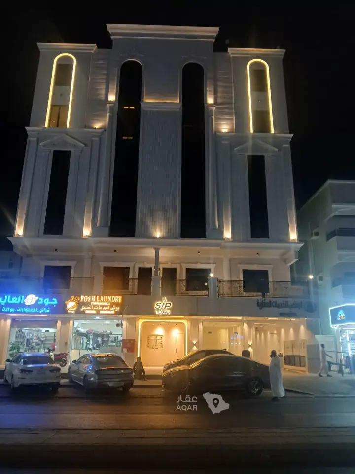 shop in Al Bawadi, Jeddah 9