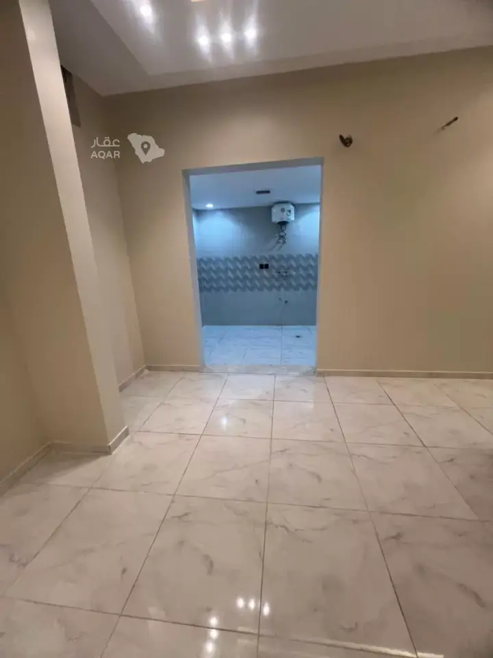 5 bedroom apartment in Al Matar, Madinah 10