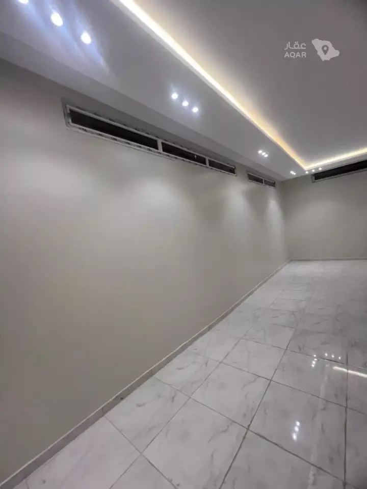 5 bedroom apartment in Al Matar, Madinah 3