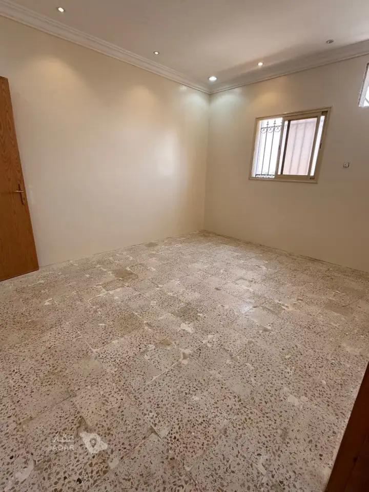 4 bedroom apartment in Al Sadd, Khamis Mushait 15