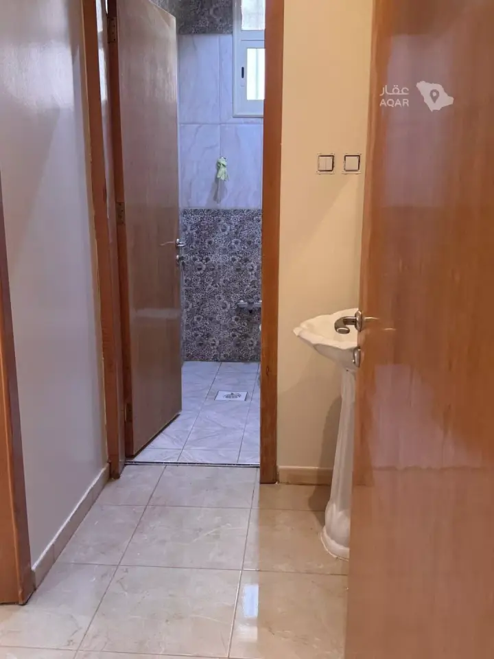 4 bedroom apartment in Al Sadd, Khamis Mushait 4