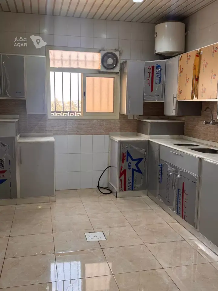 4 bedroom apartment in Al Sadd, Khamis Mushait 12