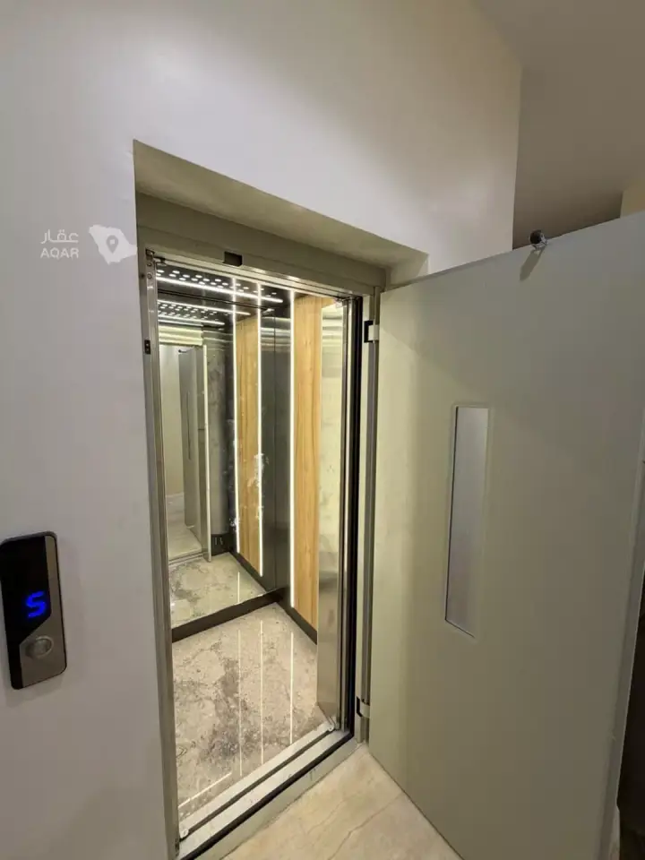 36 bedroom building in Al Rabwa, Jeddah