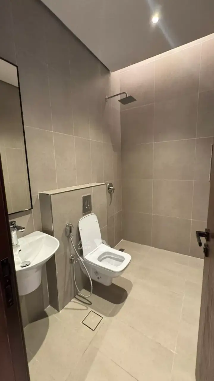3 bedroom apartment in An Nafal, Riyadh 14