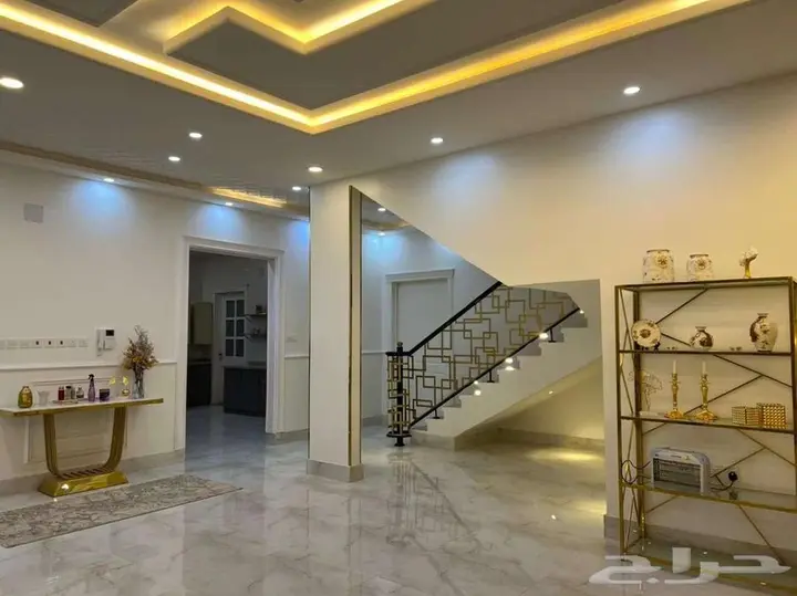 6 bedroom villa in Tuwaiq, Riyadh 9