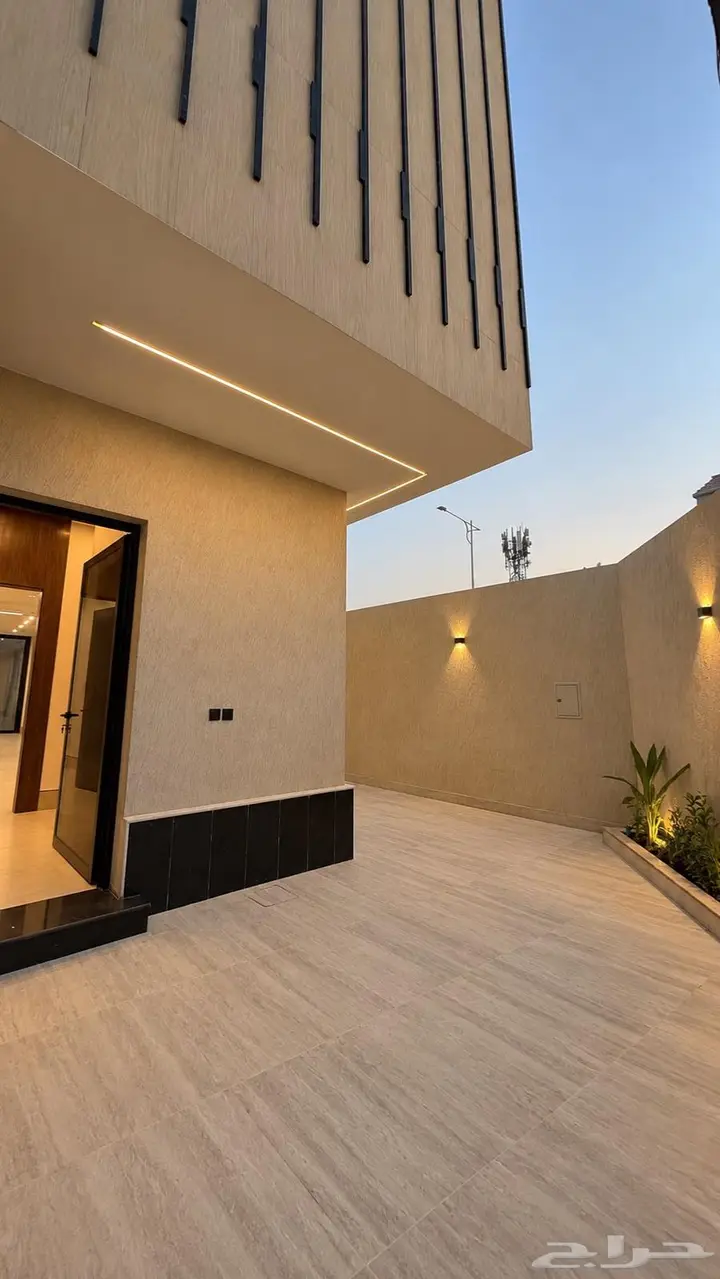 4 bedroom villa in Al Aridh, Riyadh 6