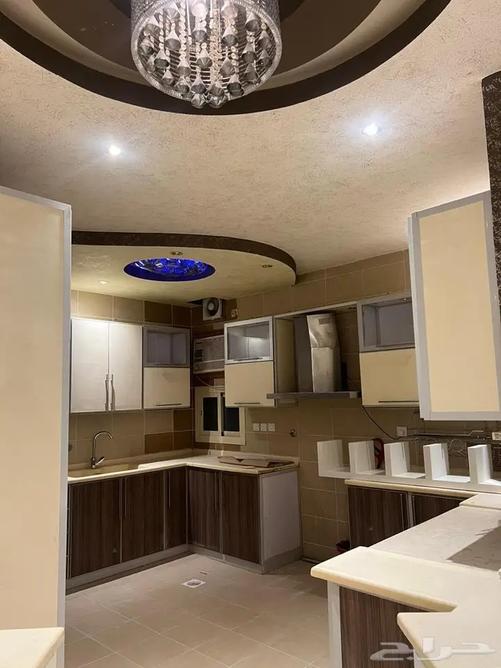 4 bedroom apartment in Al Zahra, Jeddah 4