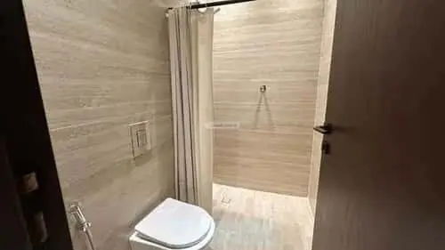 4 bedroom apartment in Al Mahdiyyah, Riyadh 3