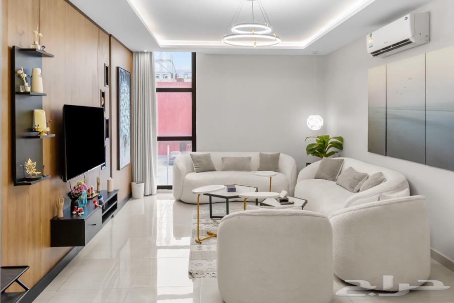 3 bedroom apartment in Al Rawdah 4