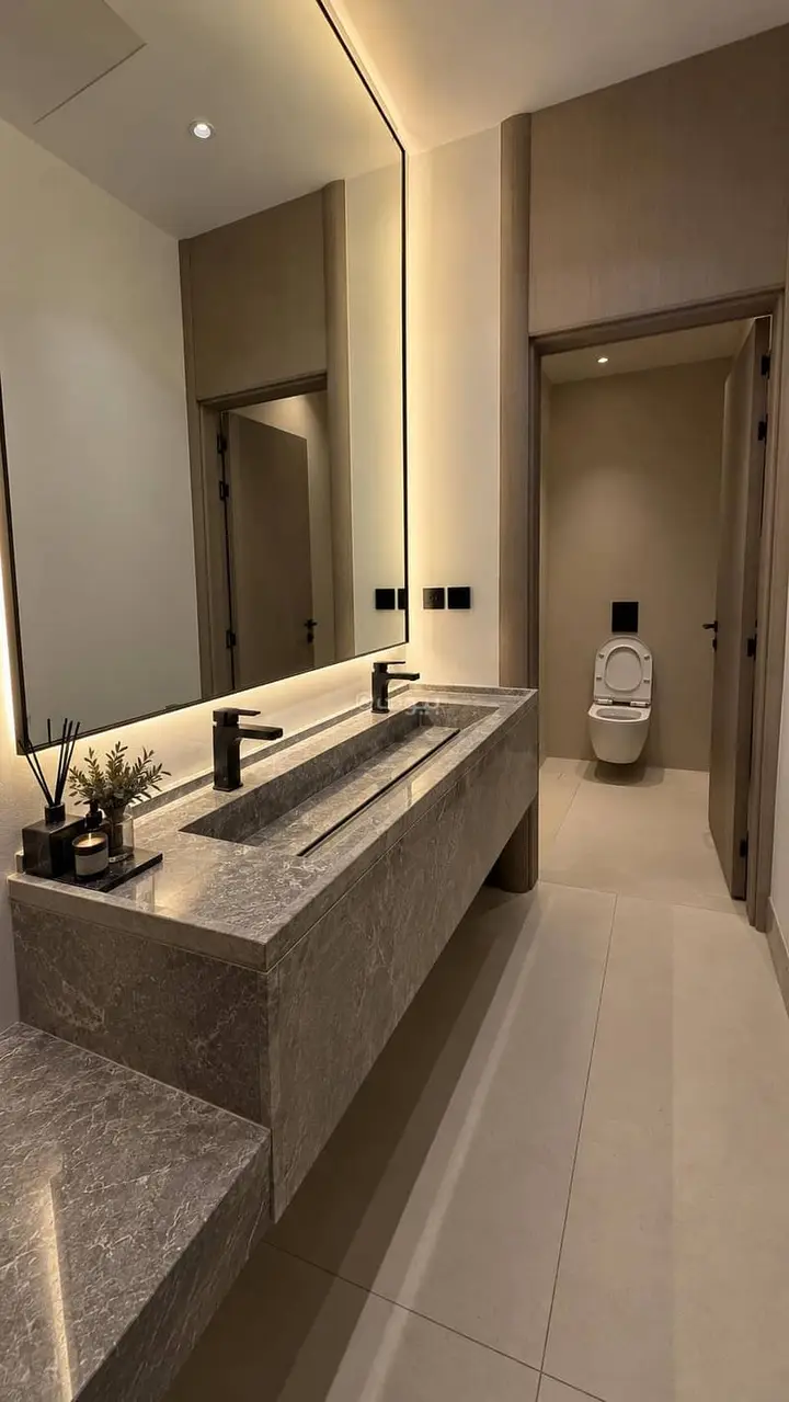5 bedroom villa in Al Malqa, Riyadh 14