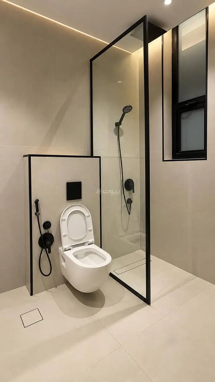 5 bedroom villa in Al Malqa, Riyadh 27