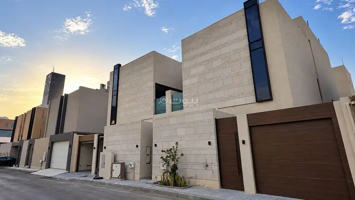 5 bedroom villa in King Fahd, Riyadh