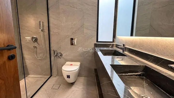 5 bedroom villa in King Fahd, Riyadh 8