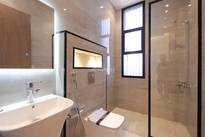 3 bedroom apartment in Al Yarmouk, Riyadh 4