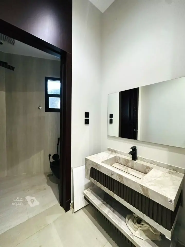 5 bedroom villa in Al Mahdiyyah, Riyadh 24