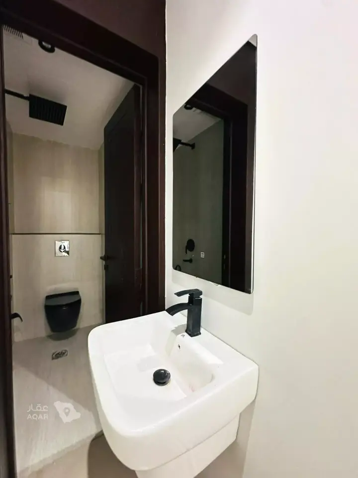 5 bedroom villa in Al Mahdiyyah, Riyadh 16