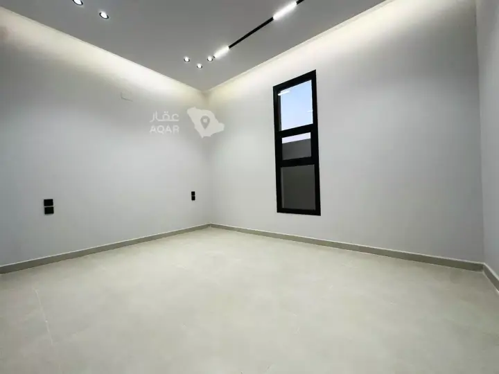 5 bedroom villa in Al Mahdiyyah, Riyadh 13