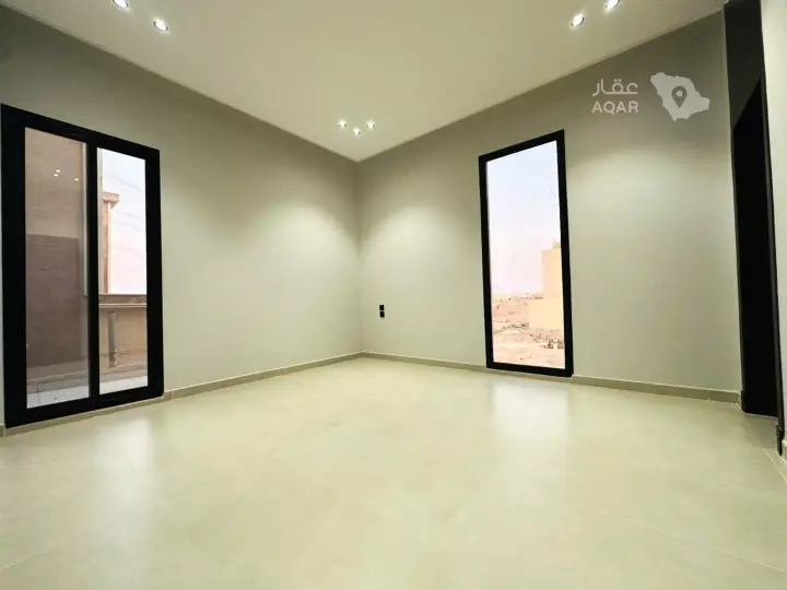 5 bedroom villa in Al Mahdiyyah, Riyadh 2