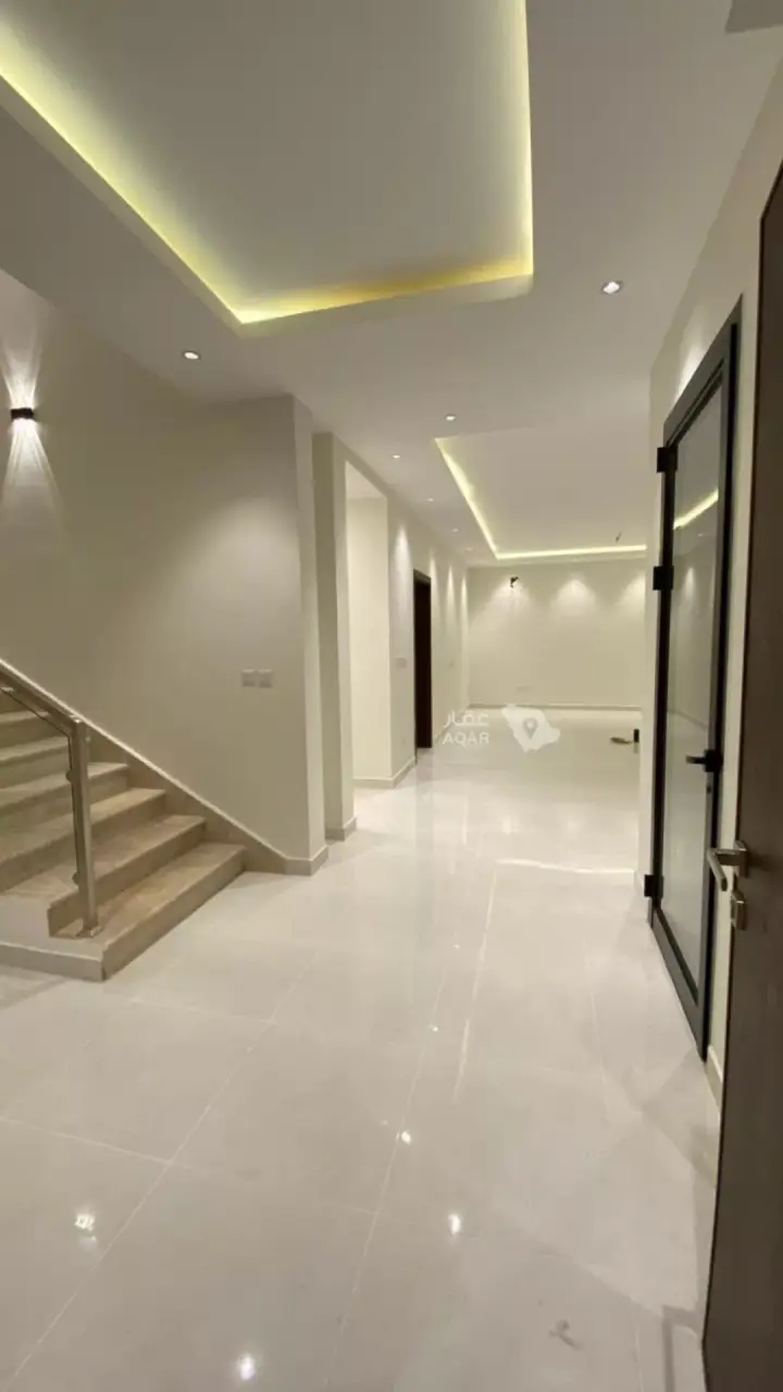 4 bedroom villa in Al Janadriyah, Riyadh 8
