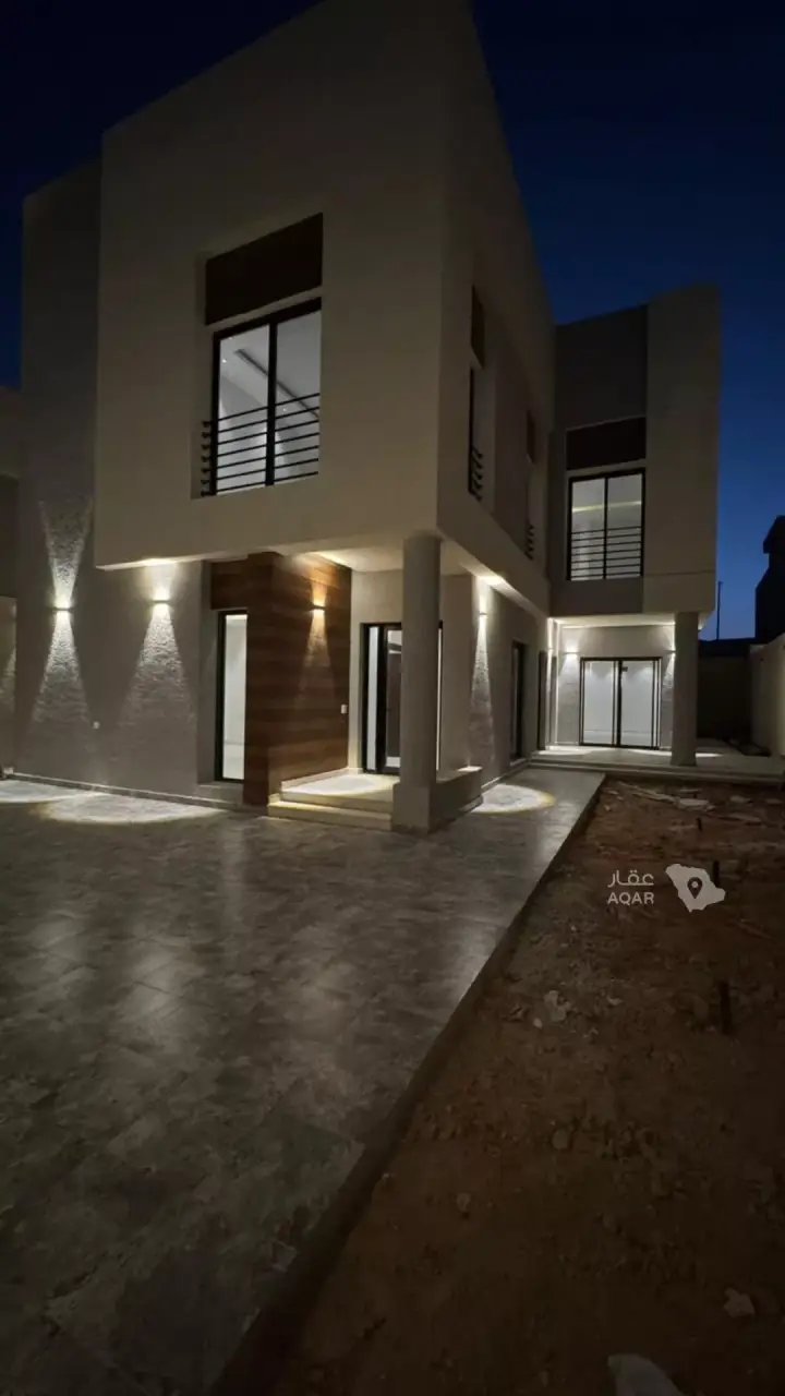 4 bedroom villa in Al Janadriyah, Riyadh